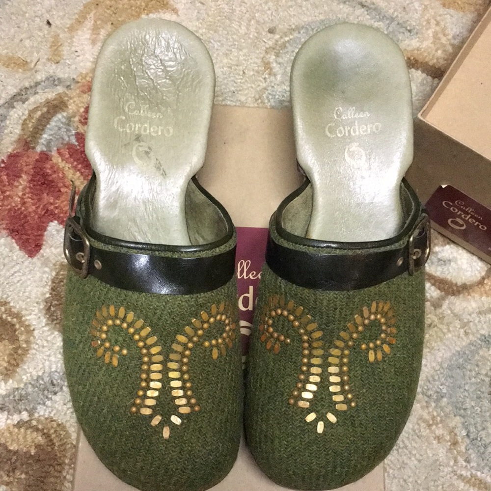 Calleen Cordero green clogs